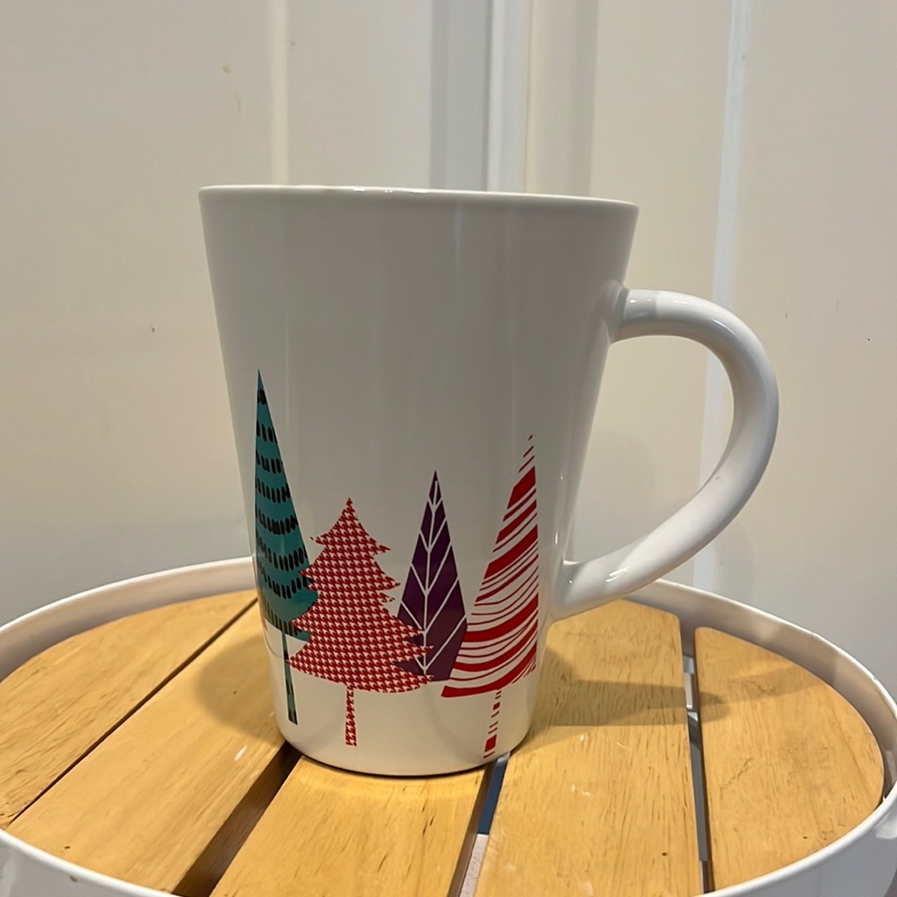 Starbucks Holiday Mug Trees Medium
